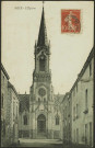 Le bourg. - L'église Saint-Pierre.