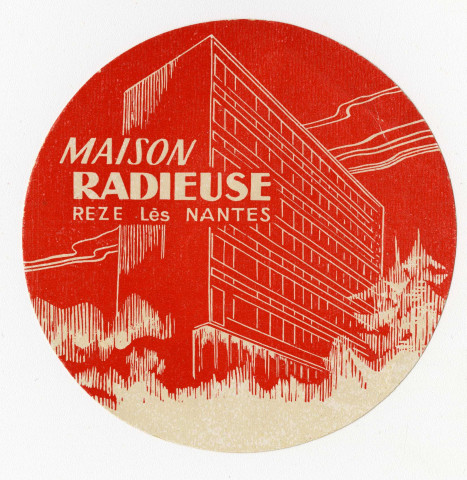 Demandes et organisation, notamment avec la Ville de Rezé suite à l'achat par la Ville des appartements 601 et 603 : convention, avenant, correspondance, plaquette d'information, affiche, documentation, carnets de tickets de visite