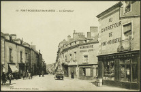 Pont-Rousseau. - Le carrefour de la rue Thiers et de la Sadi Carnot vers la rue Félix Faure.