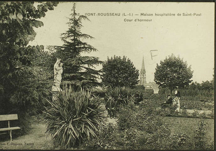 Pont-Rousseau. - La maison hospitalière Saint-Paul, la cour d'honneur.