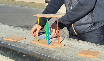 Découverte des immeubles du quartier Château, photographie en couleur