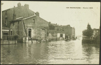 Trentemoult. - Inondations de 1904 sur la place Courtil-Brisset.