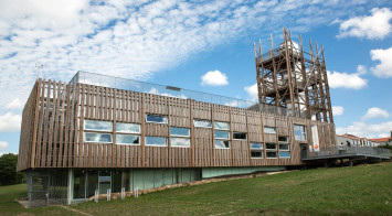 Le bâtiment du Chronographe, photographie en couleur (© Ville de Rezé)