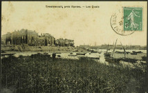 Trentemoult. - Vue du port et du quai Jean Bart avec Chantenay en arrière-plan.