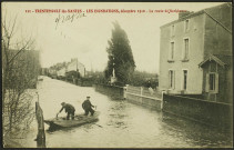 Norkiouse. - Inondations 1910, quai Surcouf et route de Norkiouse dans le prolongement.