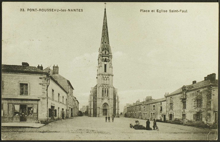 Pont-Rousseau. - La place et l'église Saint-Paul.