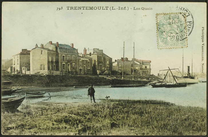 Trentemoult. - Le quai Surcouf vu du port.