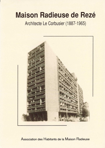 Activités et clubs (bulletin de liaison, photo-club, pin's), fonctionnement : bulletin de liaison, devis, correspondance, mémoire, notes manuscrites.