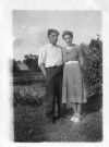 Dernière visite à la Chaussée avant l'incorporation : Adrien et Rosalie Mainguet, puis Rosalie et Renée Artaud : 2 photographies sepia.