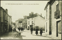 Pont-Rousseau. - La rue Thiers.