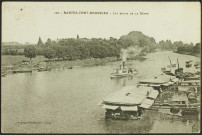 Pont-Rousseau. - Les bateaux lavoirs sur la Sèvre.