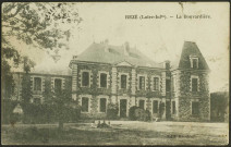 Le bourg. - Propriété de la Bouvardière.