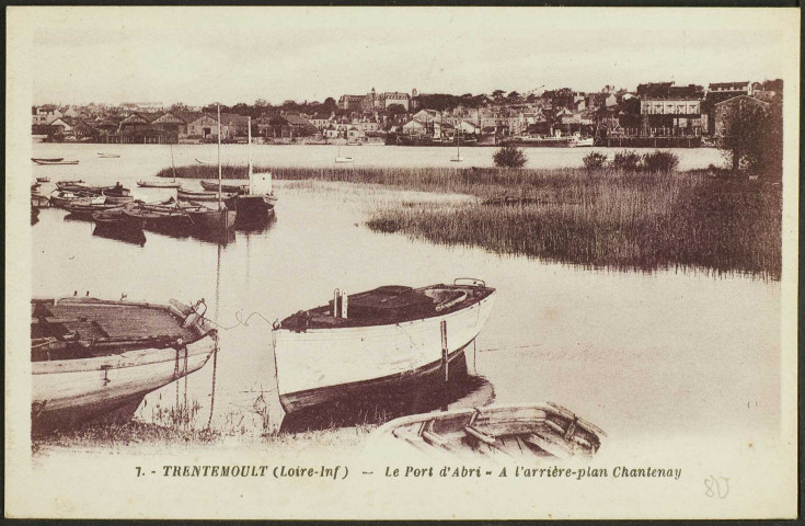 Trentemoult. - Le port, la Loire et Chantenay en arrière-plan.