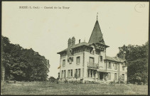 Le bourg. - Le Castel de la Tour.